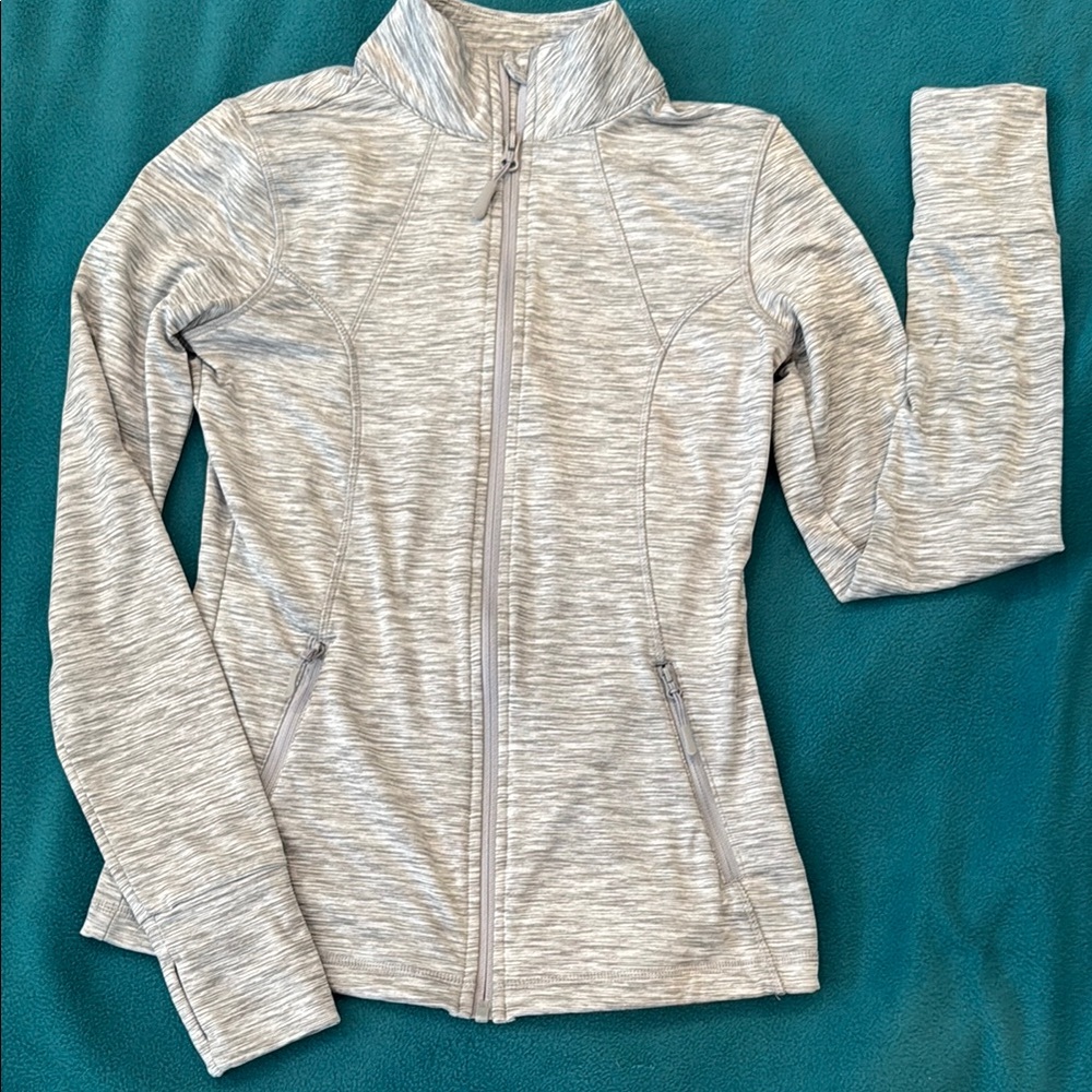 Forever 21 Heathered Gray Zip-Up Athletic Jacket Size Small zippered pockets